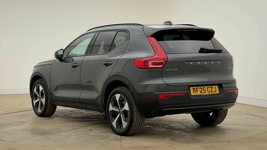 Volvo XC40 2.0 Plus, B3 Mild Hybrid, Dark RF25CZJ #5