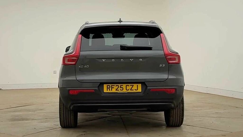 Volvo XC40 2.0 Plus, B3 Mild Hybrid, Dark RF25CZJ #4