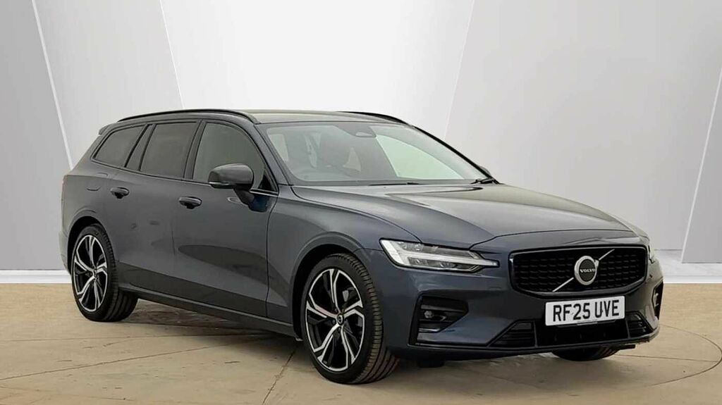 Volvo V60 2.0 Plus, B4 Mild Hybrid, Dark 