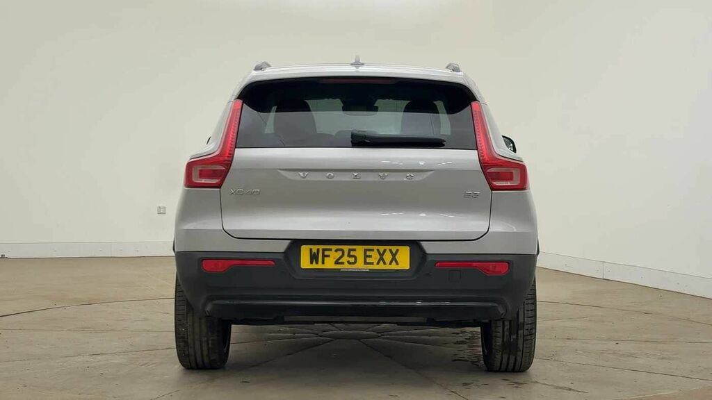 Volvo XC40 2.0 Ultra, B3 Mild Hybrid, Dark WF25EXX #4