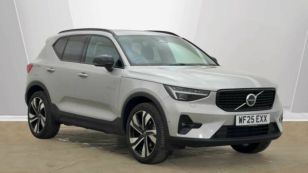 Volvo XC40 2.0 Ultra, B3 Mild Hybrid, Dark 