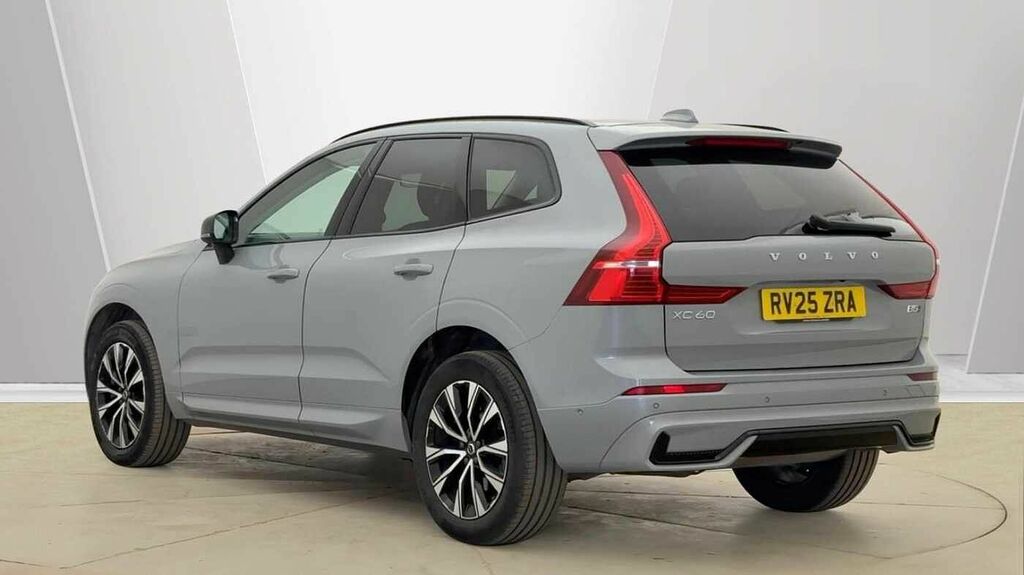 Volvo XC60 2.0 Plus, B5 Awd Mild Hybrid, Dark RV25ZRA #3