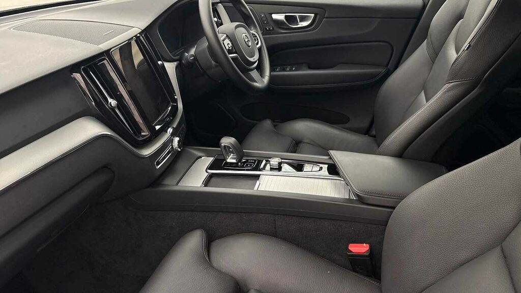 Volvo XC60 2.0 Plus, B5 Awd Mild Hybrid, Dark RV25TFA #6