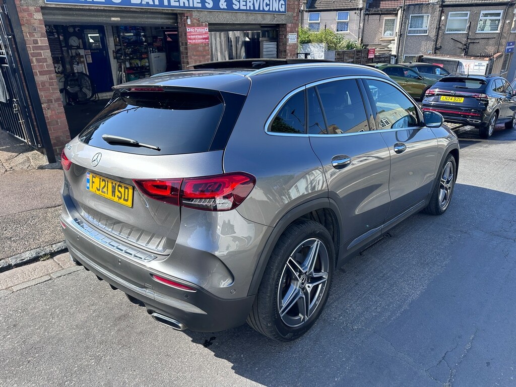 Mercedes-Benz GLA Class 1.3 Gla180 Amg Line Premium Plus 7G-dct Euro 6 FJ21WSD Silver #3