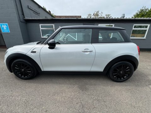 Mini Hatch Cooper Classic YL68CRJ Silver #6