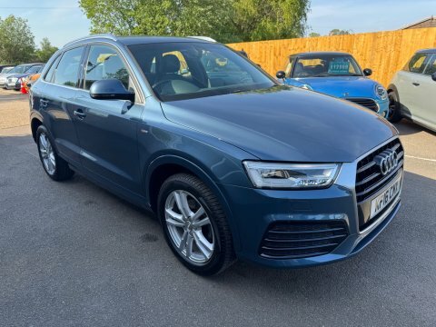 Audi Q3 Tfsi S Line Blue
