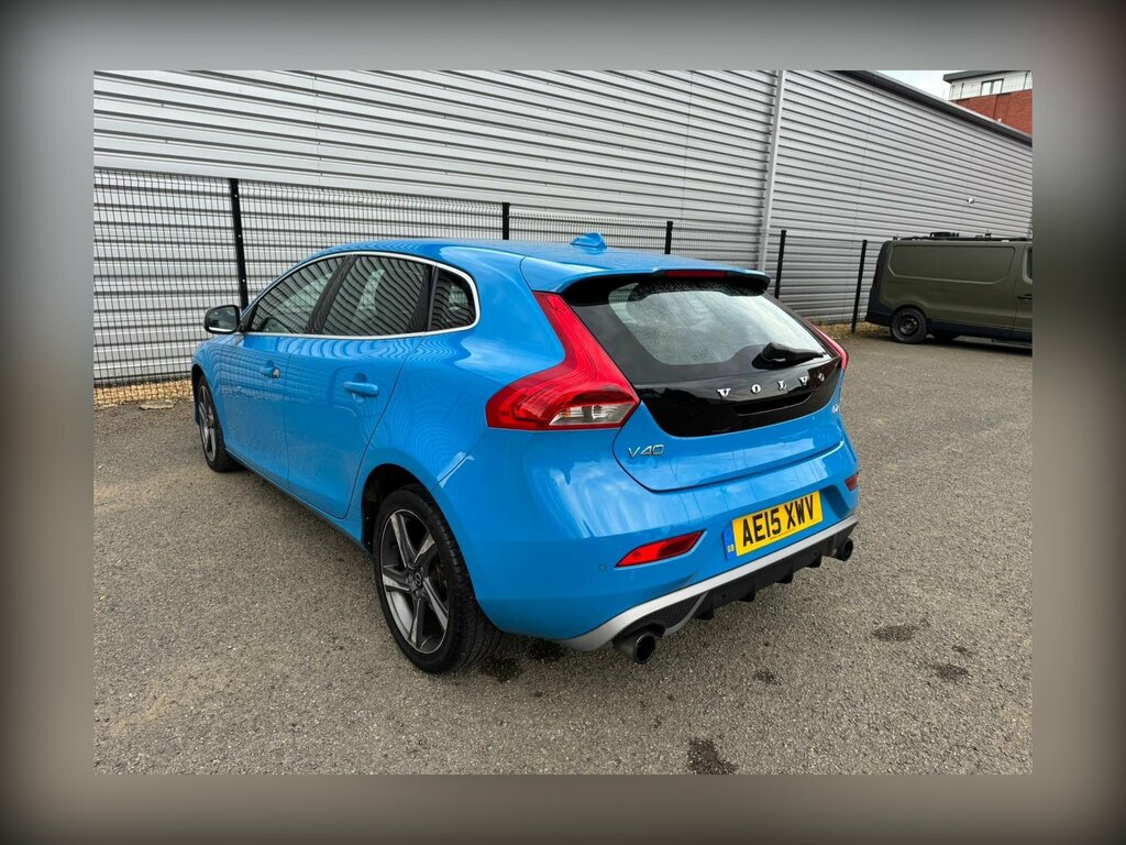 Volvo V40 2.0 D2 R-design Lux Nav Euro 6 Ss AE15XWV Blue #3