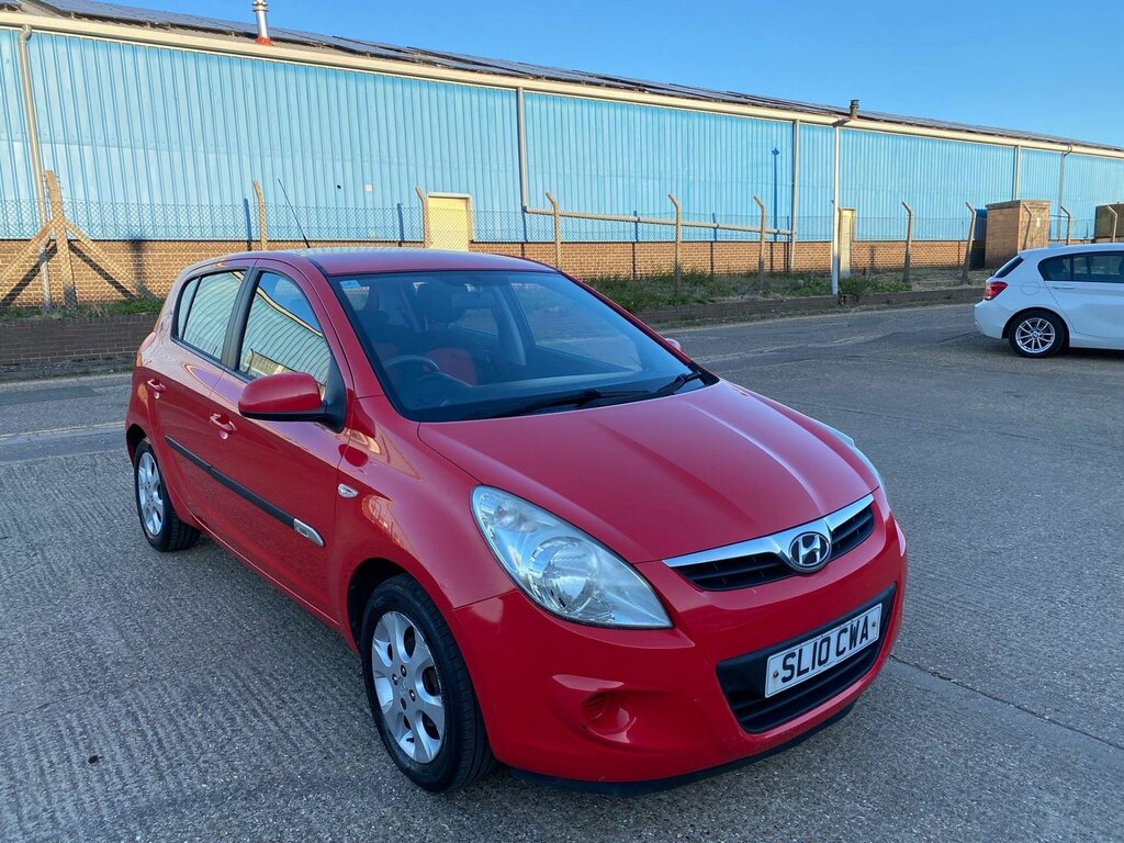 Hyundai I20 1.4 Comfort Euro 4 Red #3