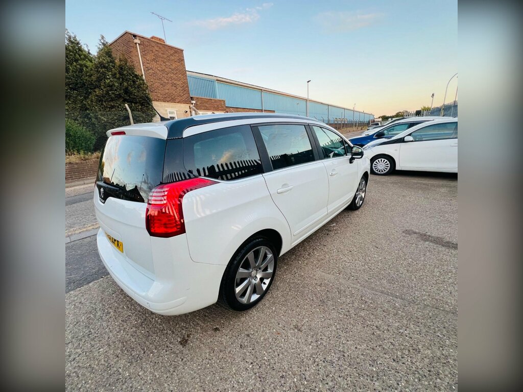 Peugeot 5008 1.6 Hdi Active Euro 5 SY15ZPX White #6