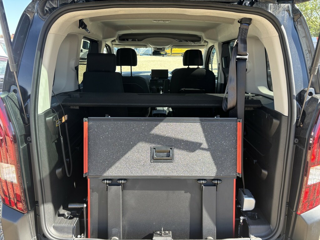 Peugeot Rifter Wheelchair Accessible Vehicle Wheelchair Accessibl Black #5