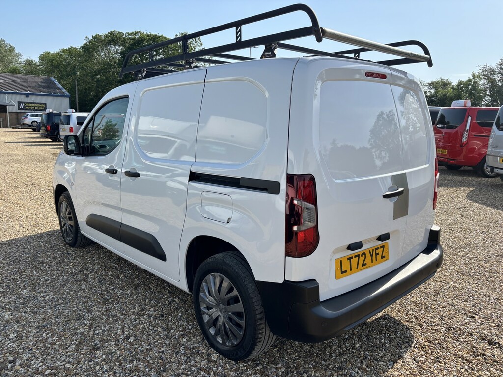 Peugeot Partner Panel Van 1.5 Partner Standard 1000 Professional P LT72YFZ White #5
