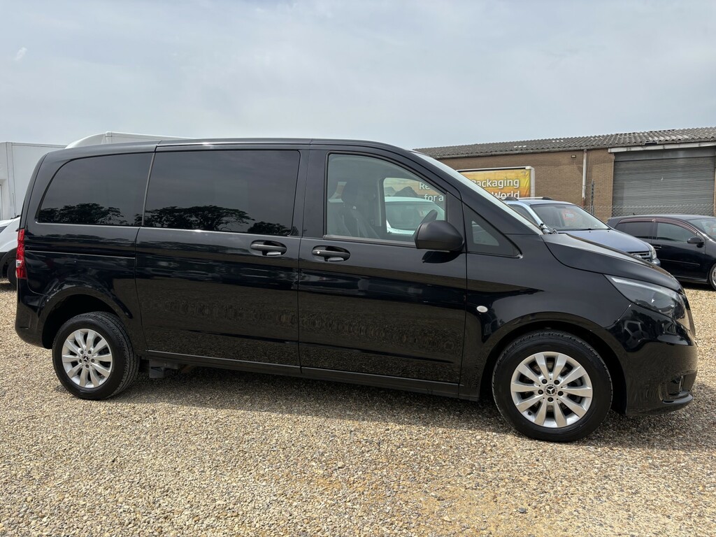 Mercedes-Benz Vito Wheelchair Accessible Vehicle Wheelchair Accessibl Black #2