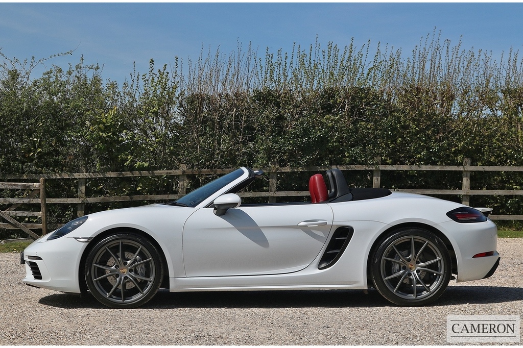 Porsche 718 Boxster 2.0T Pdk White
