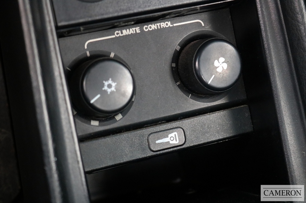 Porsche 911 Coupe #19