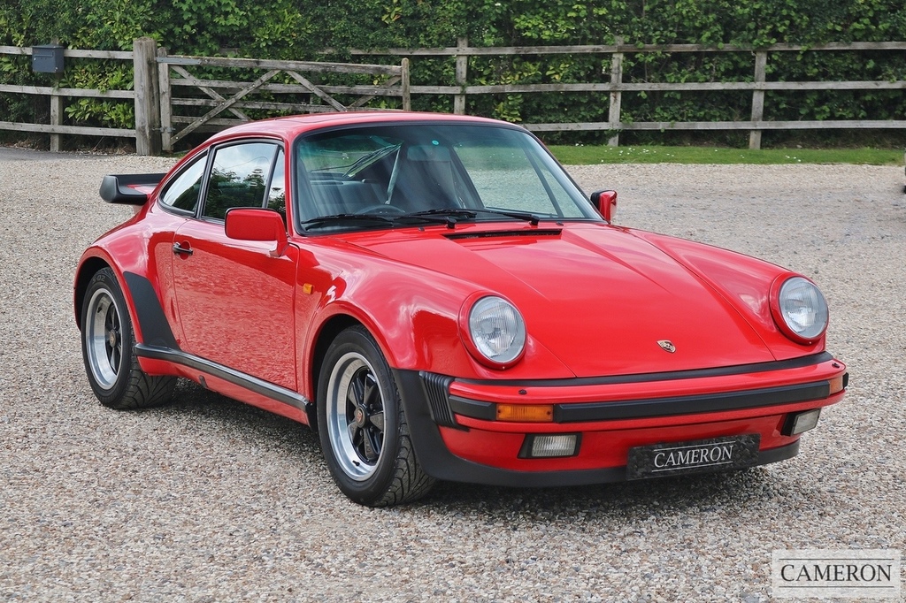 Porsche 911 Coupe #12
