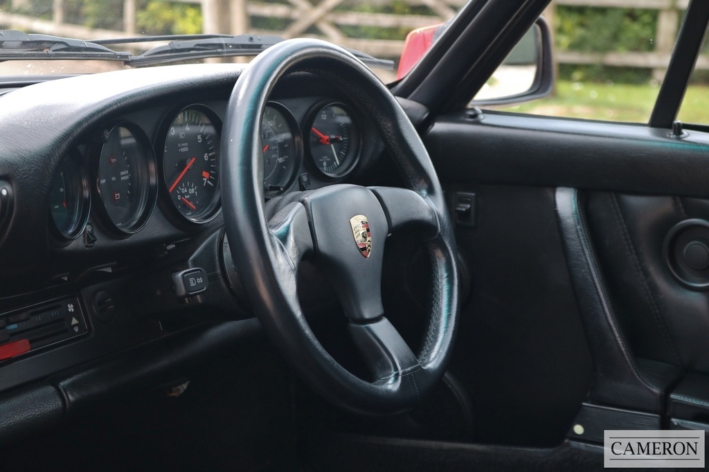 Porsche 911 Coupe #20