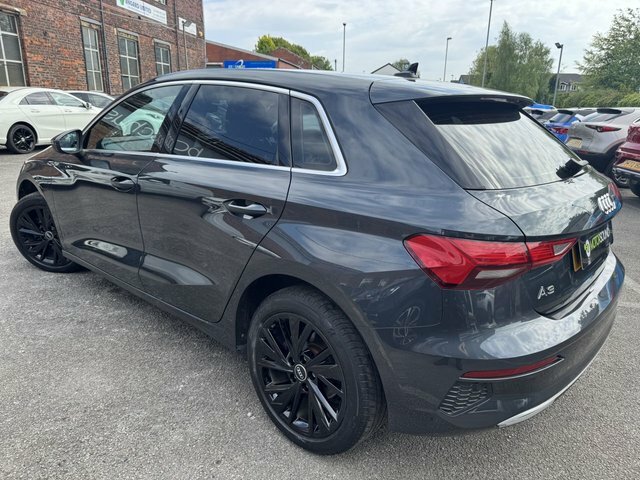 Audi A3 2020 1.4 Tfsie 40 Sport Sportback Plug- Grey #3