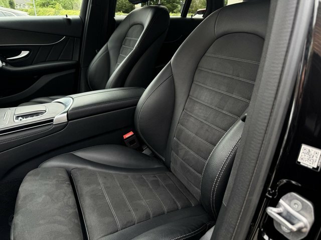 Mercedes-Benz GLC Class 2019 2.0 Glc220d Amg Line Suv G-tronic NL69PZS Black #5