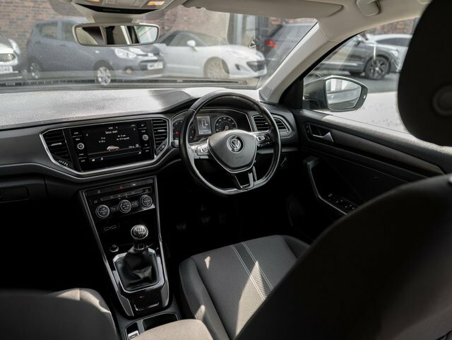 Volkswagen T-Roc 2018 1.0 Tsi Se Suv Grey