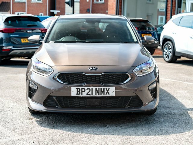 Kia Ceed 2021 1.0 T-gdi 3 Hatchback Brown #5