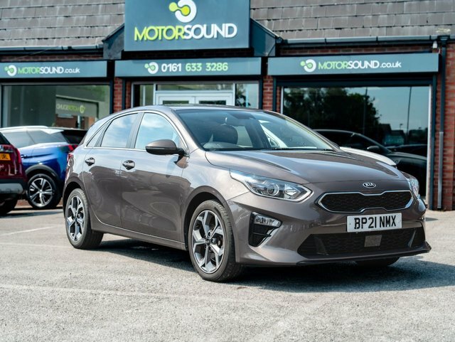 Kia Ceed 2021 1.0 T-gdi 3 Hatchback Brown