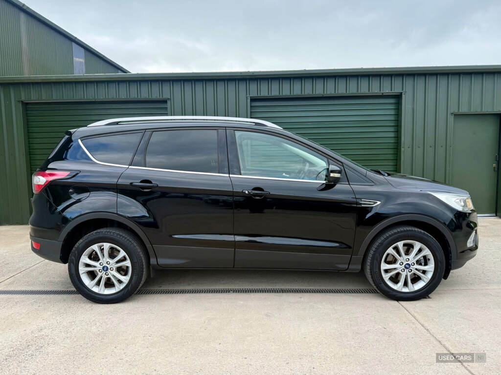Ford Kuga 1.5 Tdci Titanium 2Wd EF17JZD Black #5