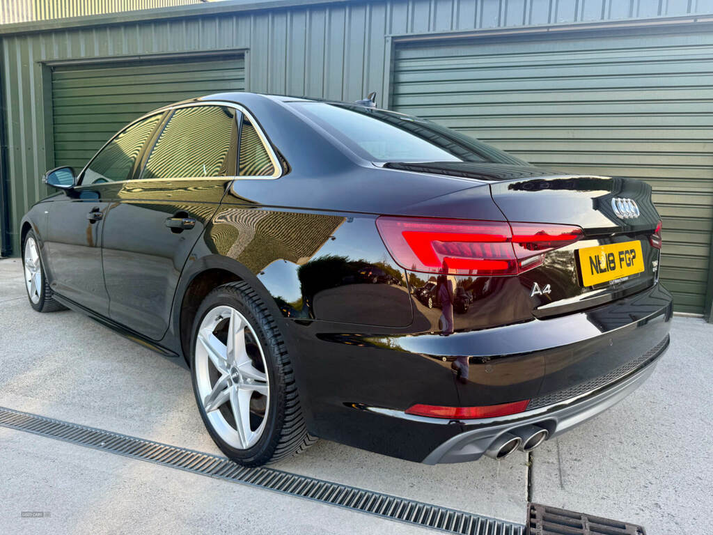 Audi A4 2.0 Tdi Ultra 190 S Line NL18FGP Black #4