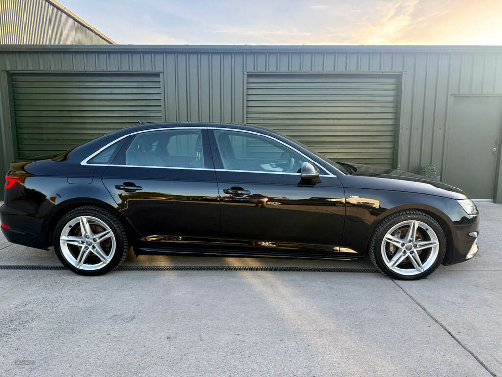 Audi A4 2.0 Tdi Ultra 190 S Line NL18FGP Black #6