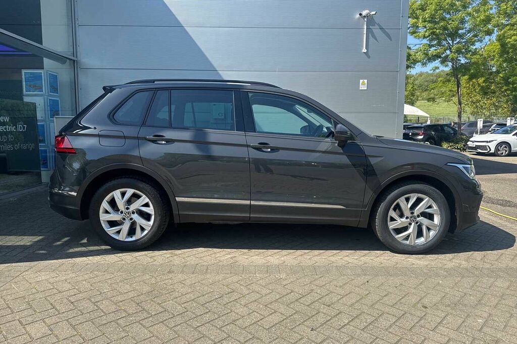 Volkswagen Tiguan 1.5 Tsi 150 Life Dsg 46 793 Miles YF22NYP  #4