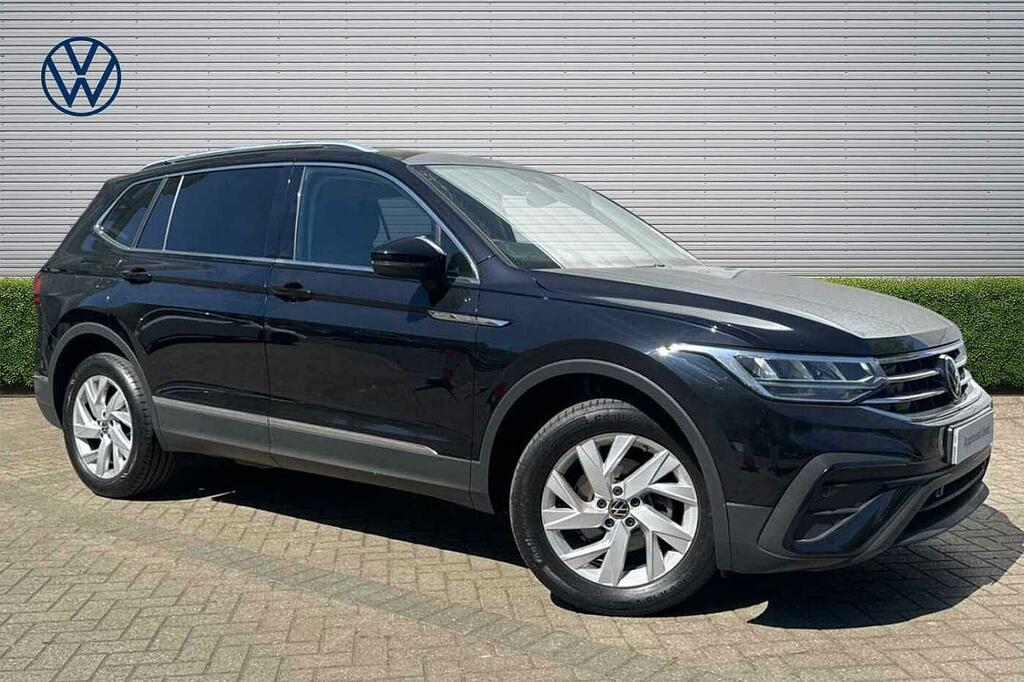 Volkswagen Tiguan Allspace 1.5 Tsi R-line Dsg 40 424 Miles 