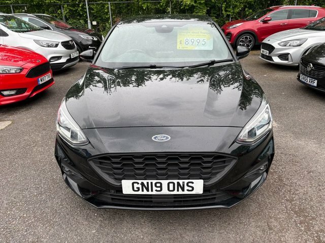 Ford Focus 1.0T Ecoboost St-line Hatchback GN19ONS Black #2