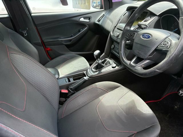 Ford Focus 1.5 Tdci St-line Hatchback Euro MV17TVX Red #6