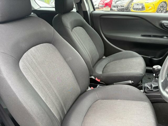 Fiat Punto 1.2 Pop Hatchback Euro 6 69 Bhp White #6