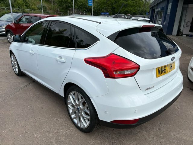 Ford Focus 1.5 Tdci Titanium X Hatchback Eu WN67NWT White #4