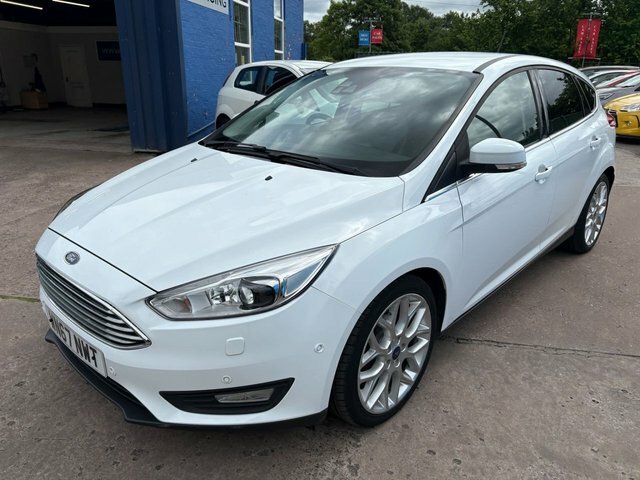 Ford Focus 1.5 Tdci Titanium X Hatchback Eu WN67NWT White #3