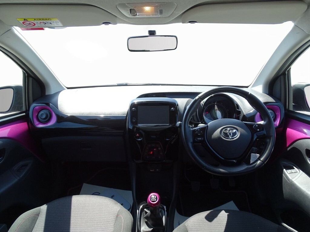 Toyota Aygo 1.0 Vvt-i X-cite Euro 6 PF19JVE Purple #5