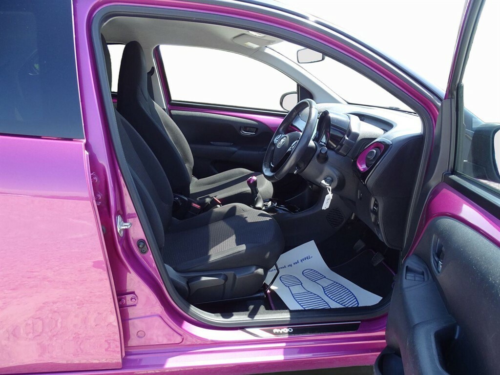 Toyota Aygo 1.0 Vvt-i X-cite Euro 6 Purple
