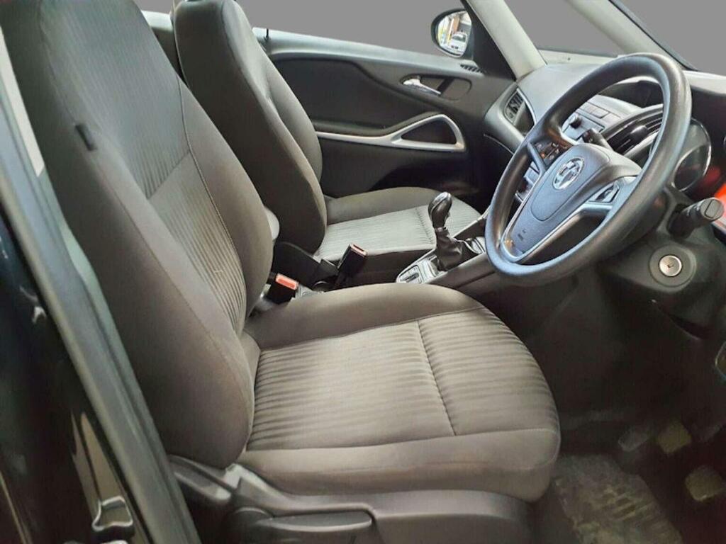 Vauxhall Zafira Tourer Mpv 1.6 Cdti Ecoflex Design Euro 6 Ss 2016 PE16MYJ Black #5