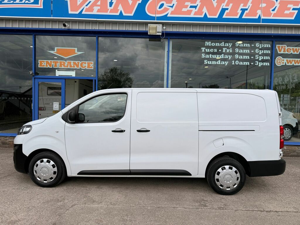 Vauxhall Vivaro 1.5 Turbo D 2900 Prime Panel Van 6Dr AJ73CCA White #3