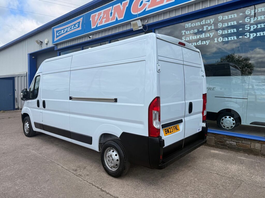 Citroen Relay 2.2 Bluehdi 35 Enterprise Edition Panel Van Di BW23FNL White #4