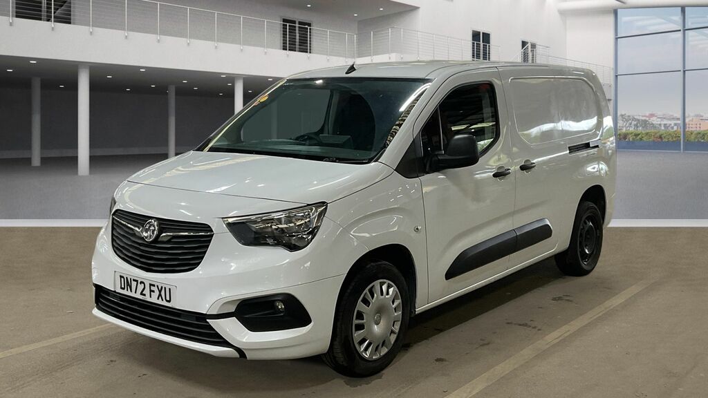 Vauxhall Combo 1.5 Turbo D 2300 Sportive Panel Van 6Dr Man White