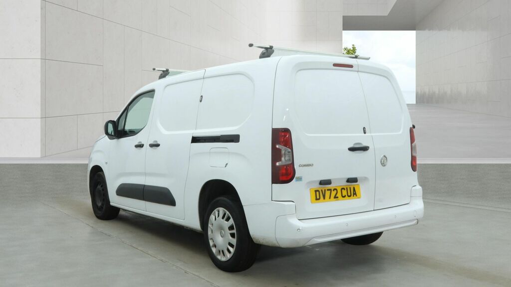 Vauxhall Combo 1.5 Turbo D 2300 Sportive Panel Van 6Dr Man DV72CUA White #3