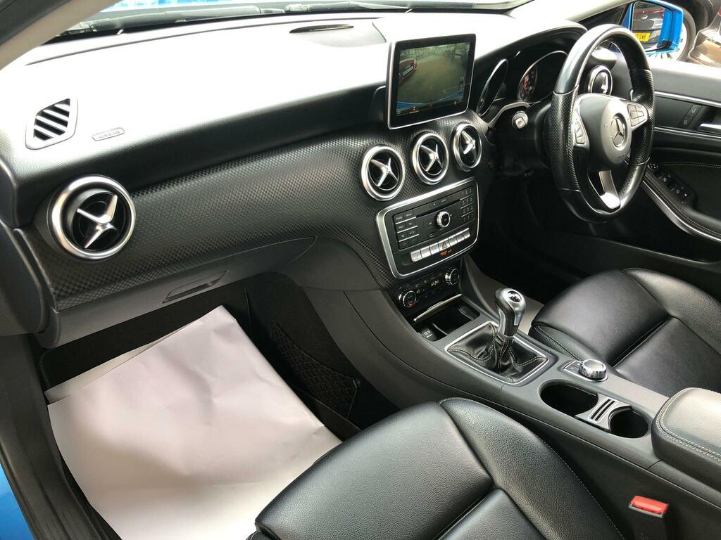 Mercedes-Benz A Class 2.1 A200d Sport Premium Euro 6 Ss FV65GVF #6