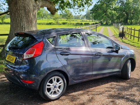 Ford Fiesta Zetec Full Service GV65KTD Grey #4