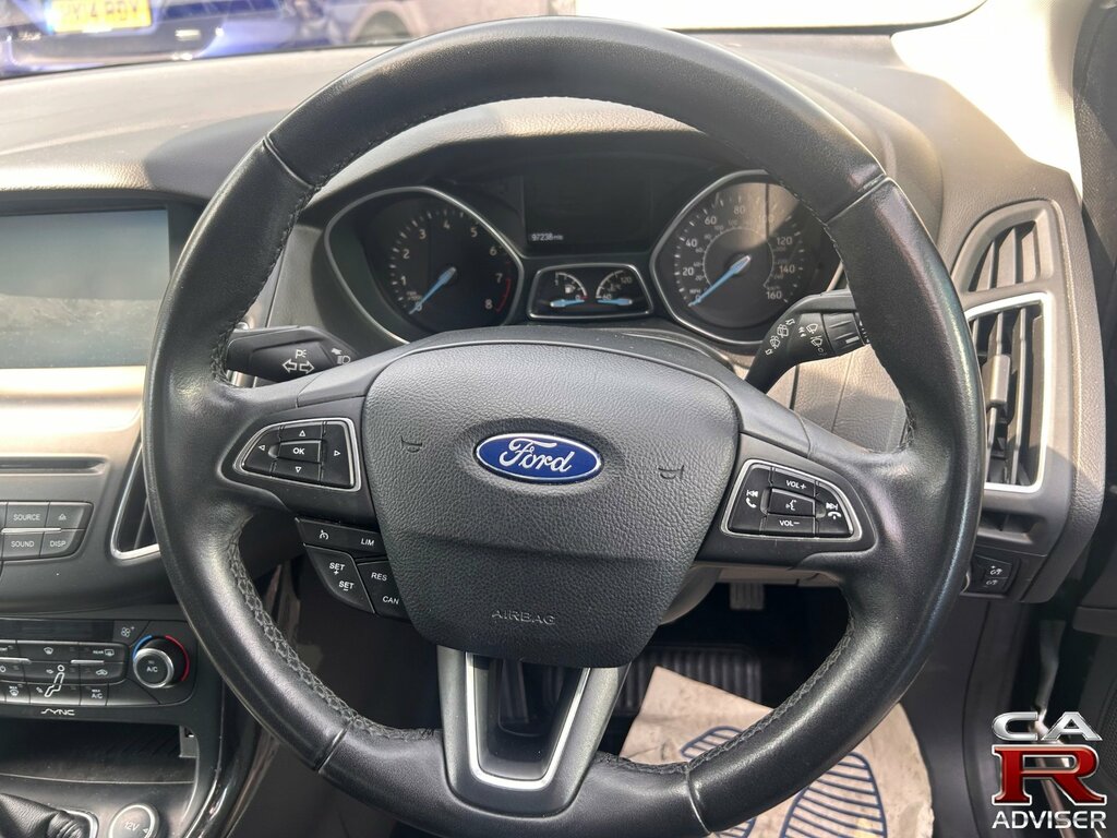 Ford Focus 1.0T Ecoboost Titanium Hatchback LK65VNY Black #6
