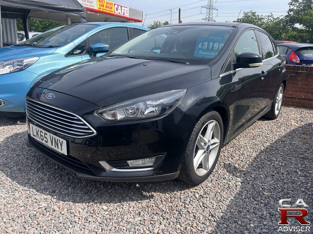 Ford Focus 1.0T Ecoboost Titanium Hatchback LK65VNY Black #3