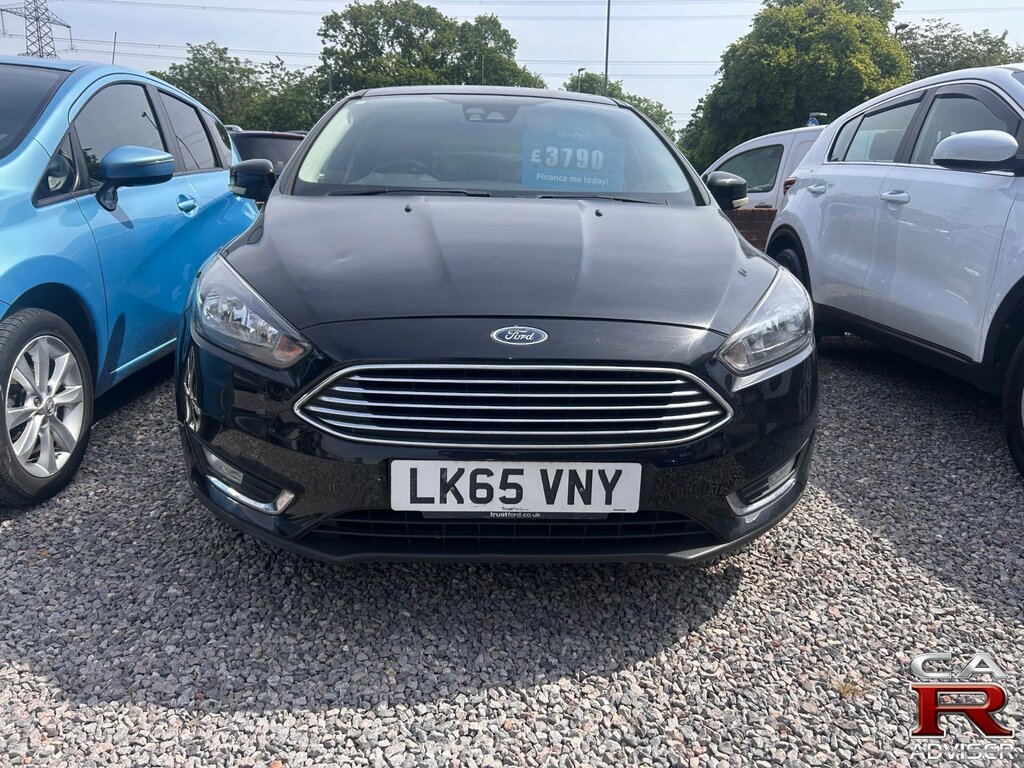 Ford Focus 1.0T Ecoboost Titanium Hatchback LK65VNY Black #2