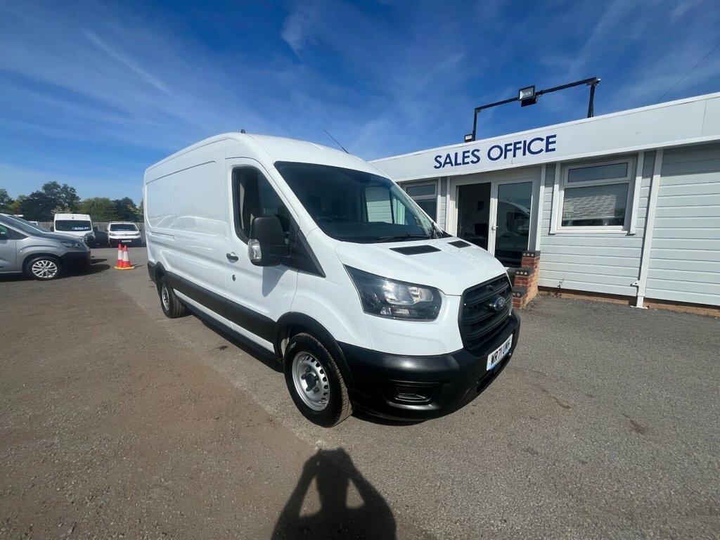 Ford Transit Custom 2L Leader WR71UMH White