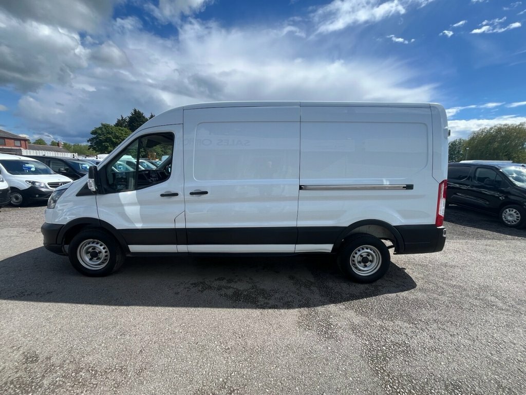 Ford Transit Custom 2L Leader White