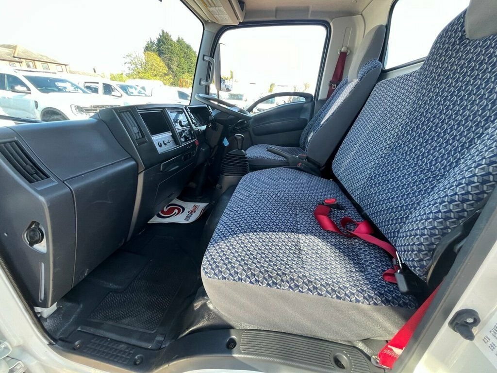Isuzu 1.9L Null LP23ZZT White #4